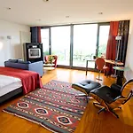 Swissotel Kursaal 4*