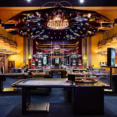 Swissotel Kursaal 4*