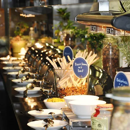 Hotel Swissotel Kursaal 4*