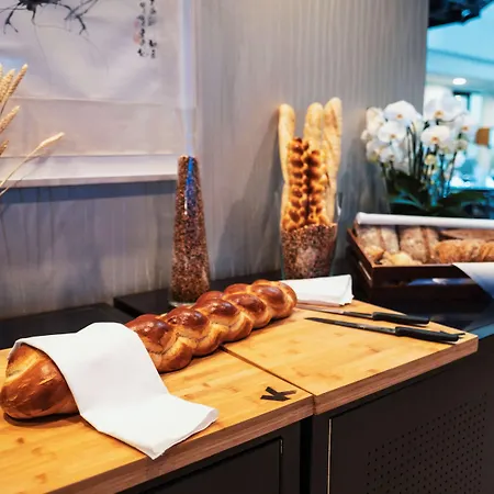 Swissôtel Kursaal 4*