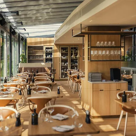 Hotel Swissotel Kursaal 4*