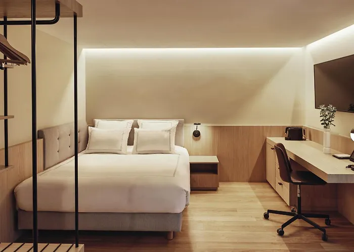 Hotel Swissôtel Kursaal 4*